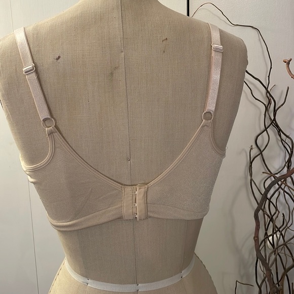 Gilligan & O’Malley Nude nursing bra XL - Picture 4 of 8
